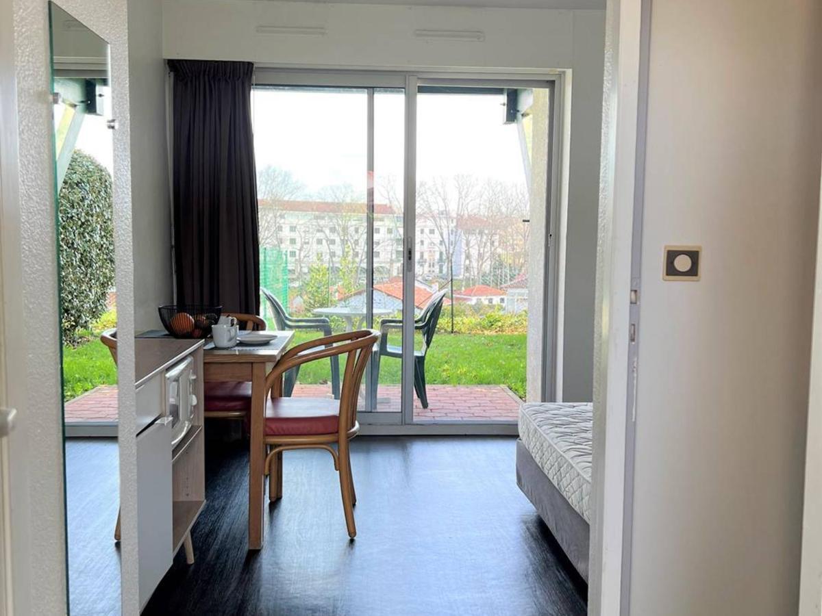 Studio Cosy Avec Terrasse, Parking, Internet - 2 Pers., Proche Thermes Et Centre - Animaux Admis - Fr-1-495-100 Cambo-les-Bains Kültér fotó